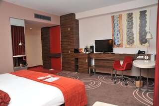 Отель Hotel Ramada Pitesti Питешти Представительский двухместный номер с 2 отдельными кроватями-2